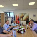 REKTORI I UNT-SË, PROF. DR. BEKIM FETAJI, MIRËPRITI NË TAKIM ZYRTAR DREJTORIN E SH.A MEPSO, DR. BURIM LATIFIN